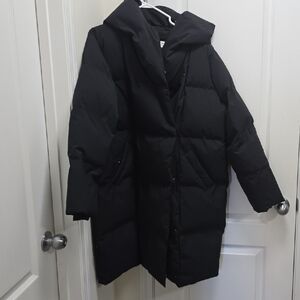 Women's Black Puffer Coat